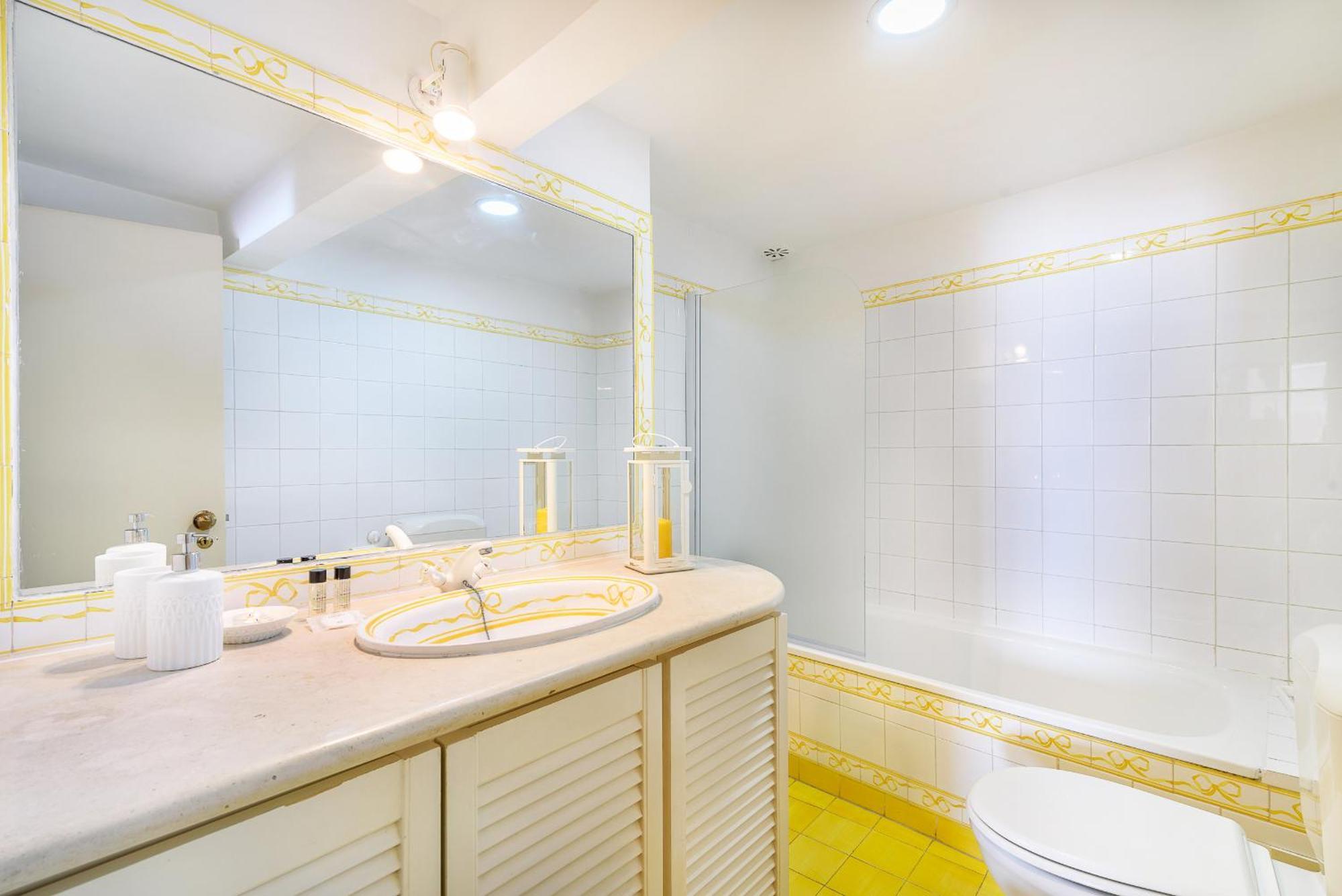 リスボンBeguest Cozy Flat Sant 'Anaアパートメント エクステリア 写真